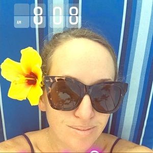 Meet your Posher, Veronica